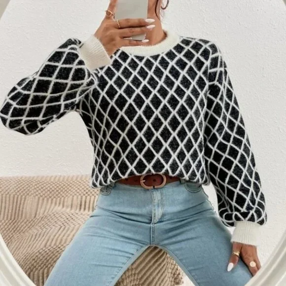 Contemporary Geometric print Sweater BLACK/WHITE - Picture 2 of 6